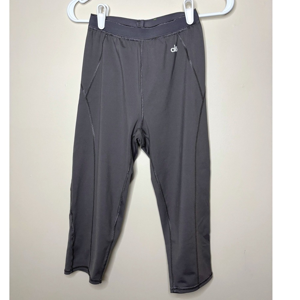 Alo Yoga Coolfit Cropped Capri Leggings Gray Contrast Stitch Womens Medium‎